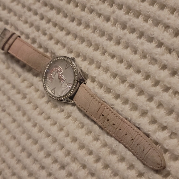 GUESS Watch Pink Leather Strap - Picture 5 of 5